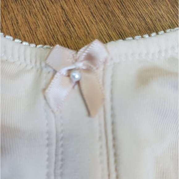 ALESSANDRA B Mastectomy Bra Post Surgery Form Pockets Based on Cup Size 34 B - Picture 9 of 11